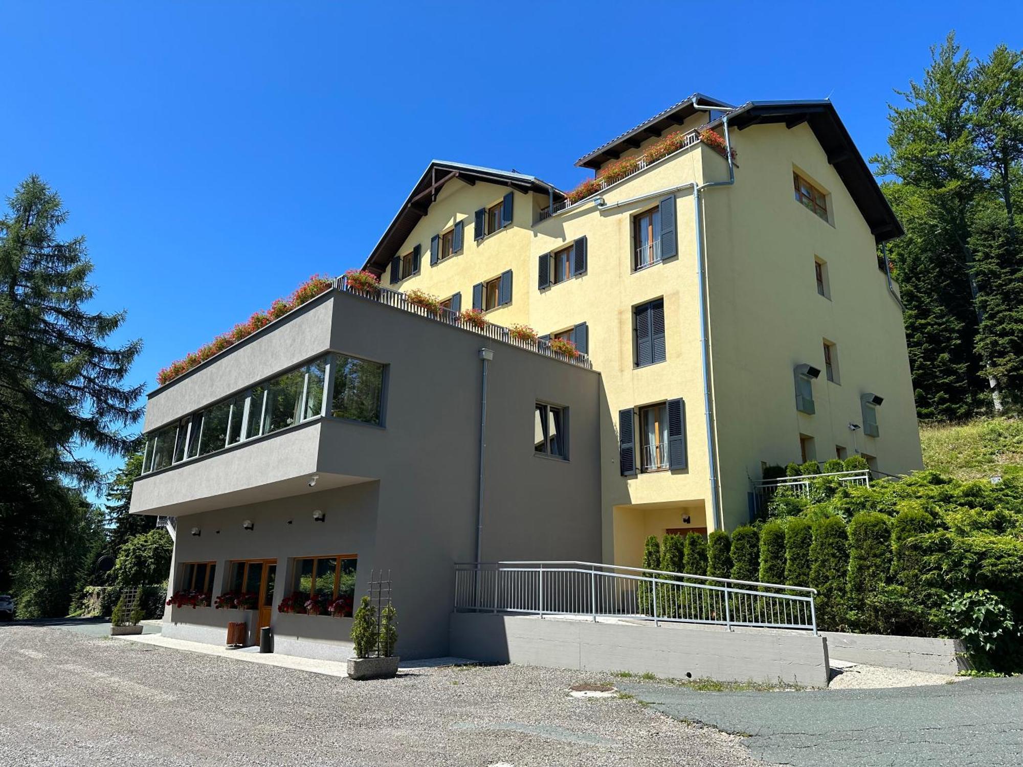 Hotel Zarja Hočko Pohorje Exterior foto