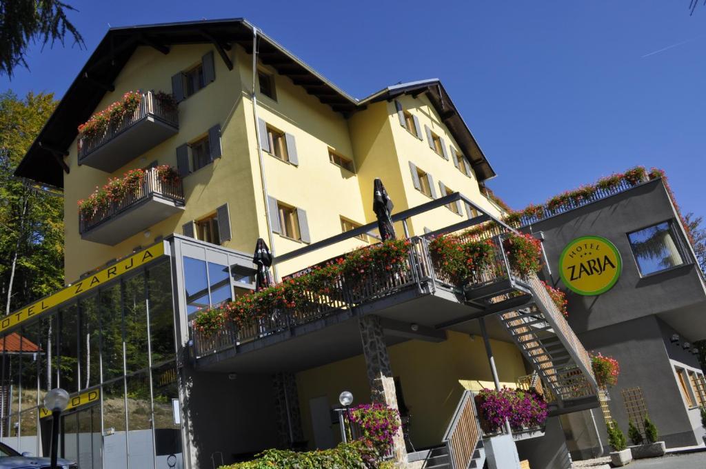 Hotel Zarja Hočko Pohorje Exterior foto