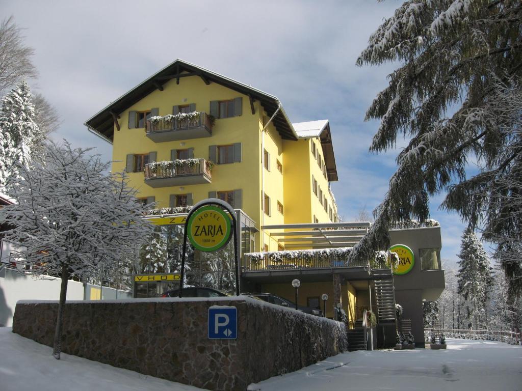 Hotel Zarja Hočko Pohorje Exterior foto