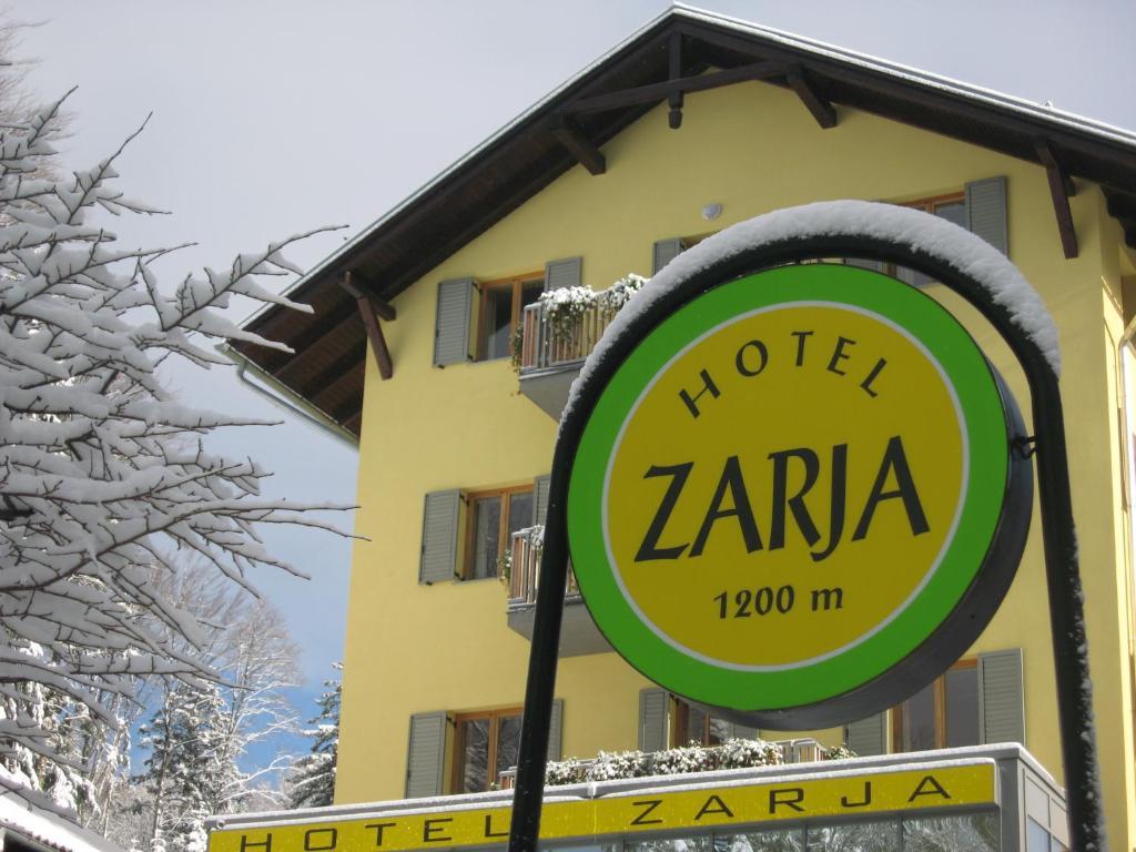 Hotel Zarja Hočko Pohorje Exterior foto